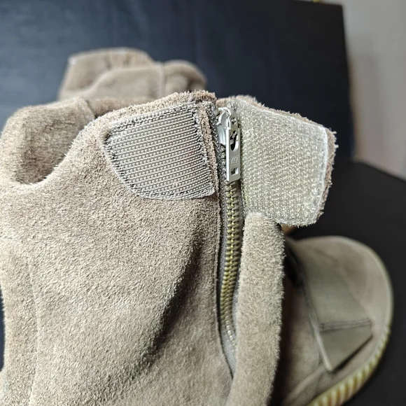 Adidas Yeezy Boost 750 Chocolate Suede Boot Men's Shoe Size 12